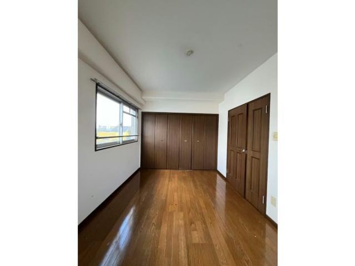 エクセレント清水の居間