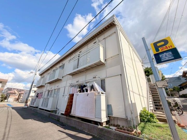 KMKハイツの外観