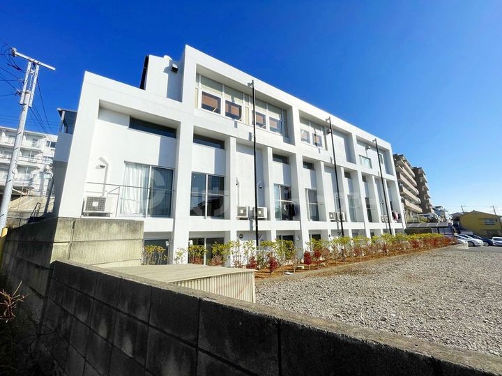 メゾン・ド・イールIIの外観