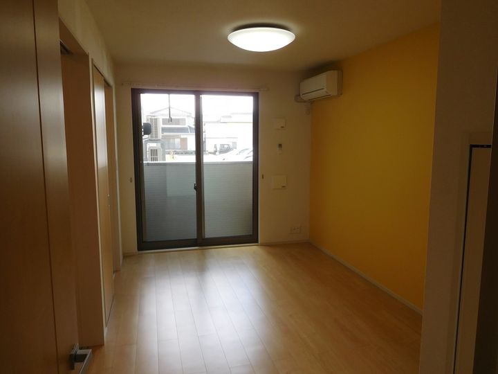 サンフェリシアン綾部駅前の居間