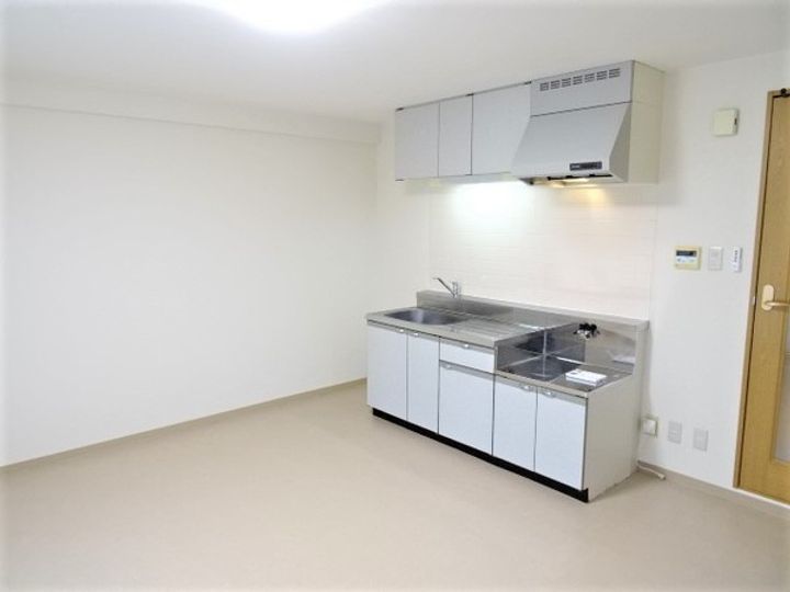 岡山県浅口郡里庄町大字里見(マンション)の賃貸物件の居間