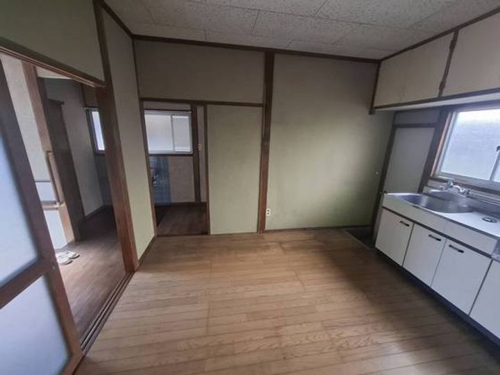 植田貸家の内装