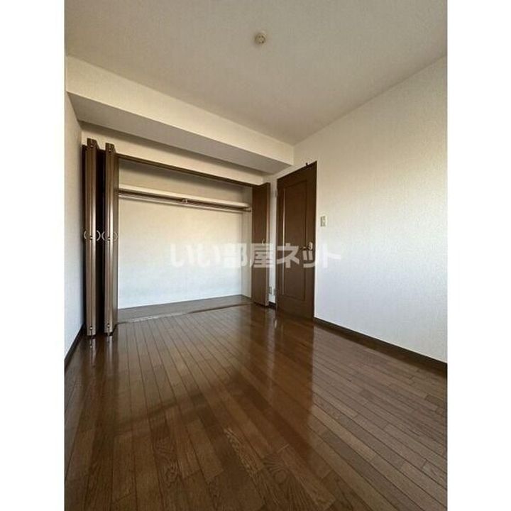 栃木県鹿沼市中田町(マンション)の賃貸物件の居間