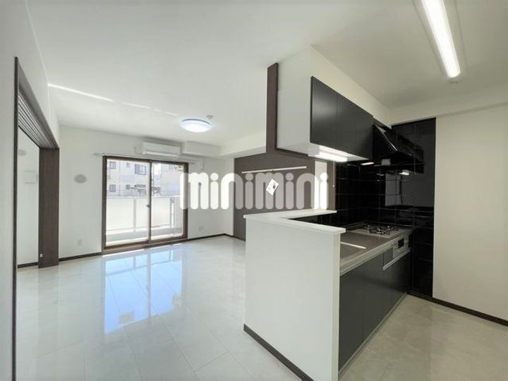 リリーヴィレッジGRACEの居間