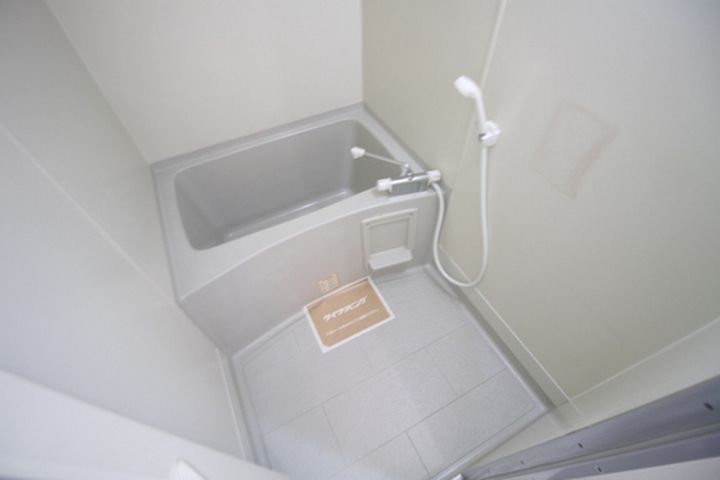 岡山県岡山市北区西辛川(アパート)の賃貸物件の風呂