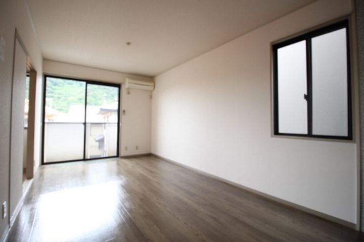 岡山県岡山市北区西辛川(アパート)の賃貸物件の居間