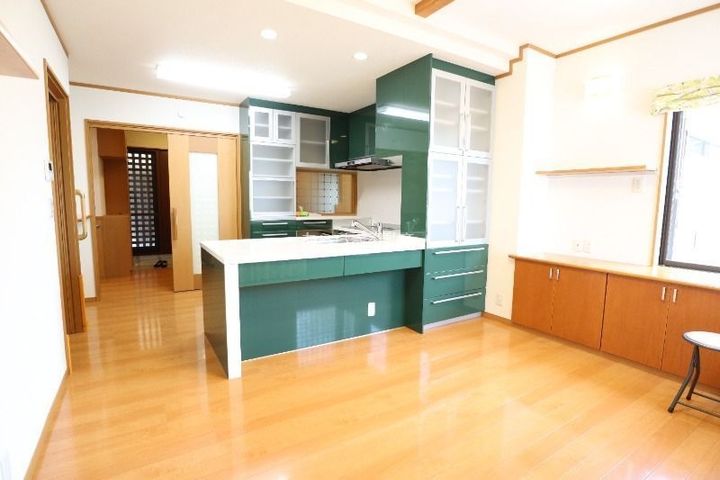 静岡県浜松市中央区蜆塚1(一戸建)の賃貸物件の玄関