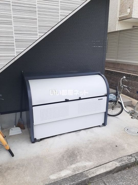 大阪府堺市西区鳳北町4(アパート)の賃貸物件の地図