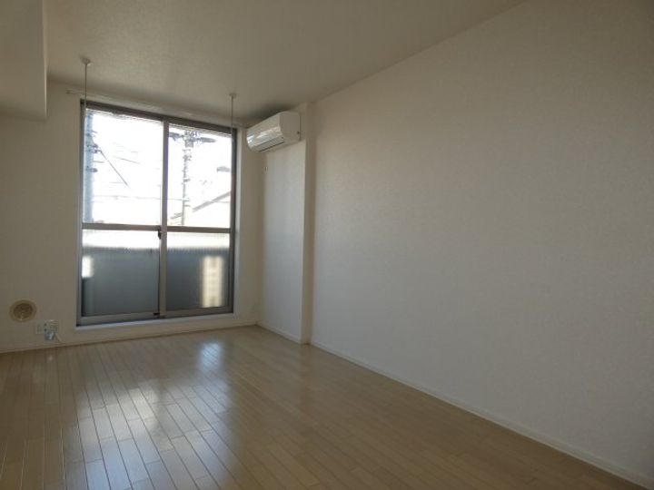 MYコート経堂の居間