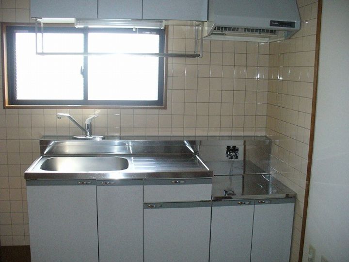 岡山県総社市三輪(マンション)の賃貸物件のキッチン