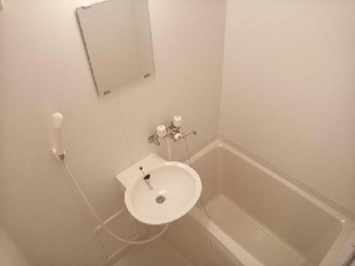 レオパレス中津川IIの風呂