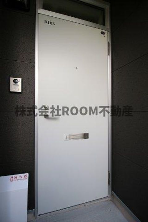宮崎県都城市吉尾町(アパート)の賃貸物件の玄関