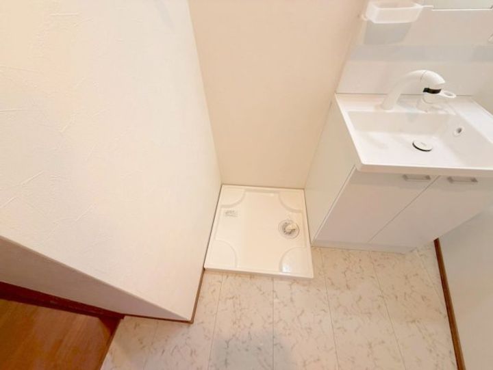 カーサフォルトゥナート額田駅前の内装