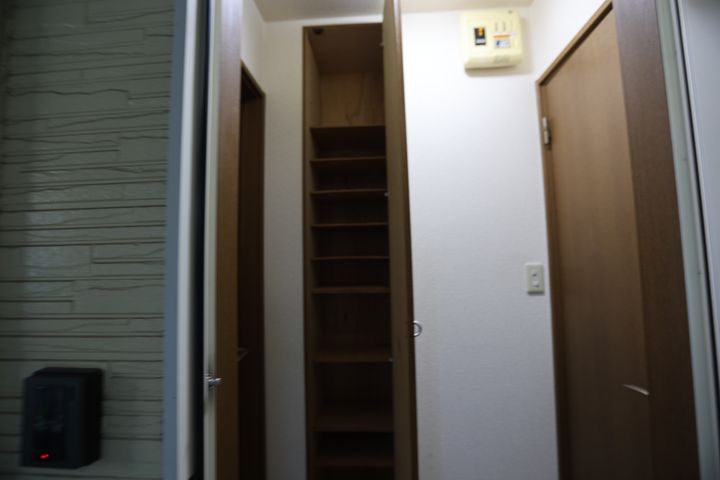 サンセットN1.14の玄関