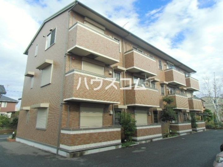 ガーデンヒルズの外観