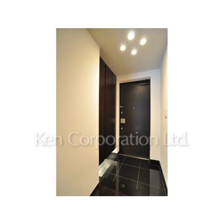 恵比寿パークハウスの玄関