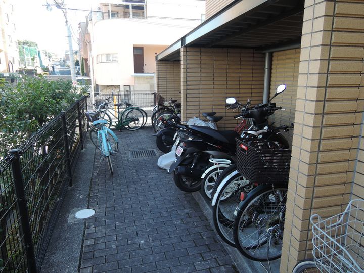 大阪府豊中市西緑丘3(マンション)の賃貸物件の地図