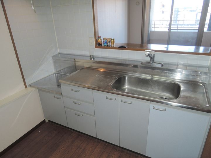 大阪府豊中市西緑丘3(マンション)の賃貸物件のキッチン