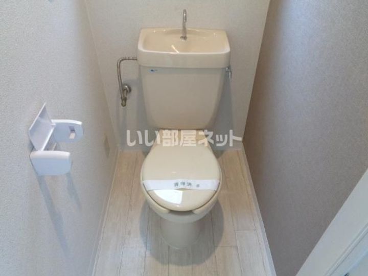 S&T NAKAMOZUの内装