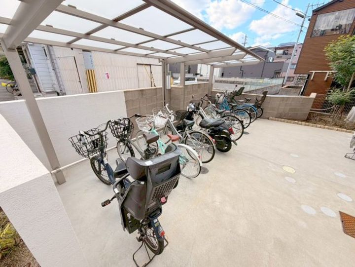 グランディール南四条の地図