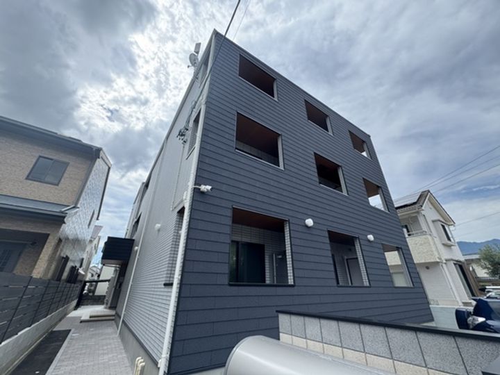 アレフガルド楽々園の外観