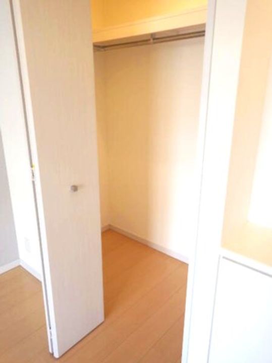 ロイヤルパークス新田の内装