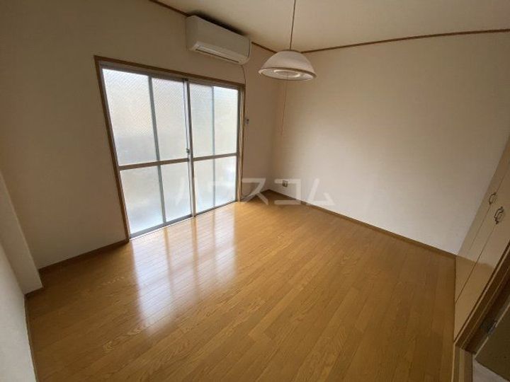 浅間コーポの居間