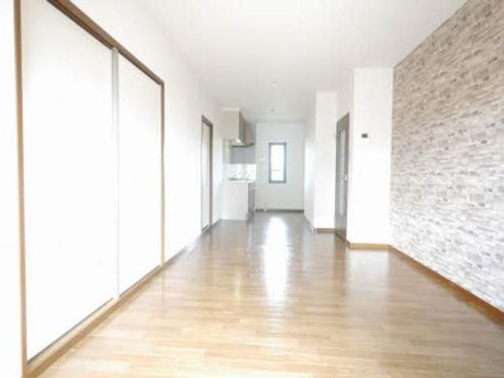 ヴェルドミール A棟の居間