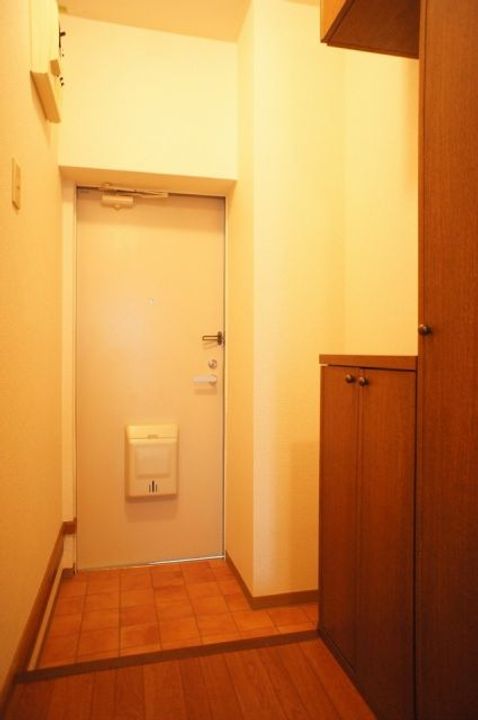 福島県いわき市平下神谷字岸前(アパート)の賃貸物件の玄関