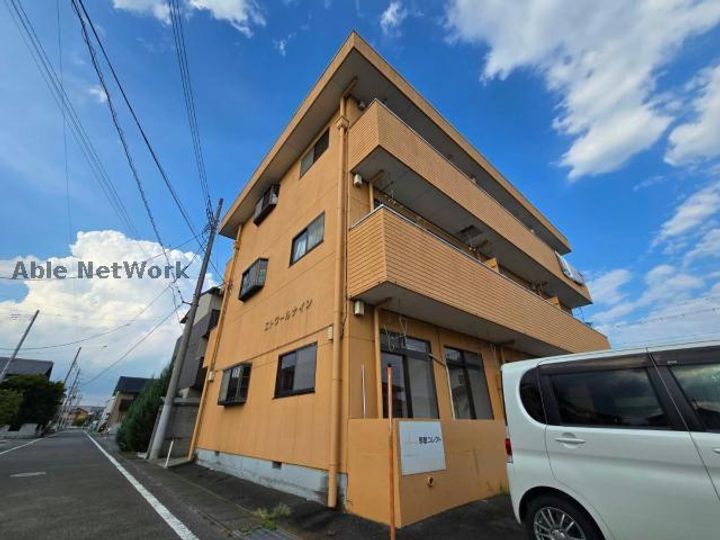 エトワールナインの外観