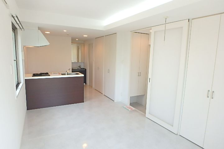 プランドール平針の居間