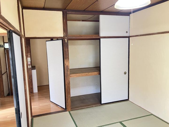 永井アパートの内装