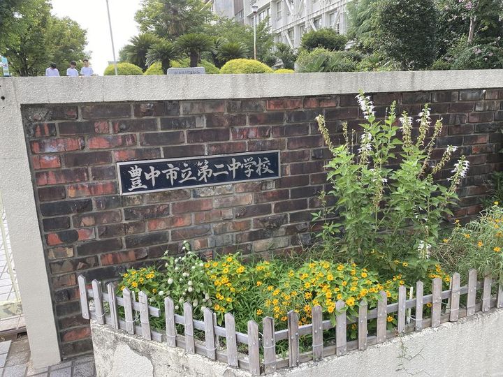 ドゥ・ルペールの周辺