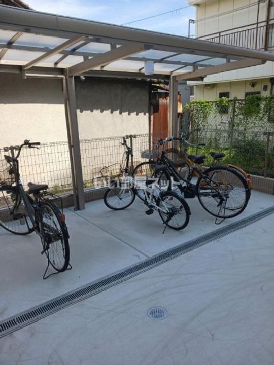 大阪府高石市千代田1の賃貸アパートの内装