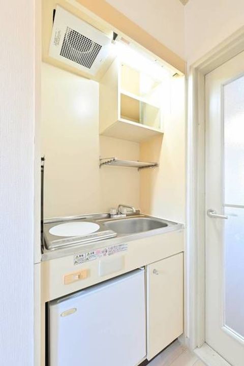 神奈川県横浜市港南区笹下3(アパート)の賃貸物件のキッチン