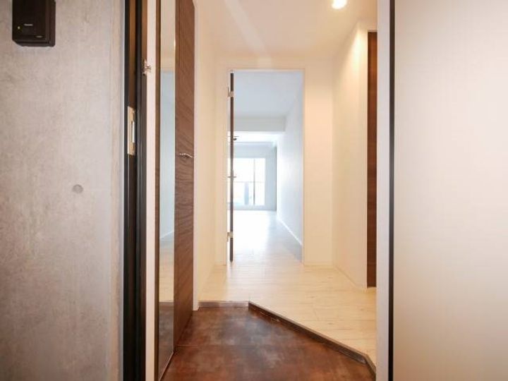 フェーラシュヴァル平岸の玄関