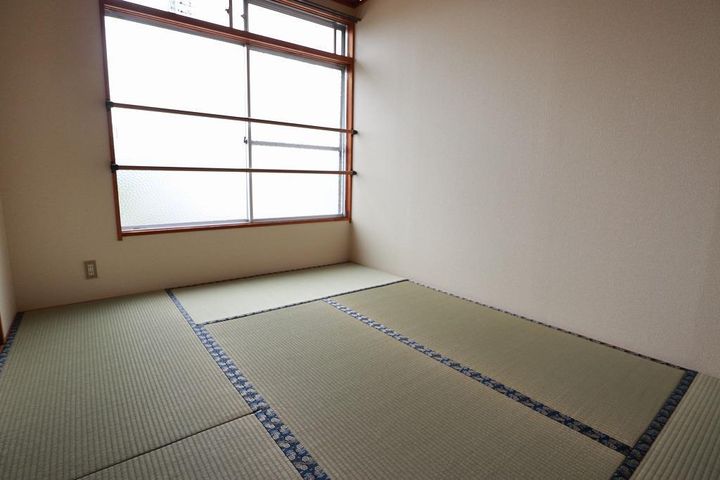 コーポラスSAWAの内装