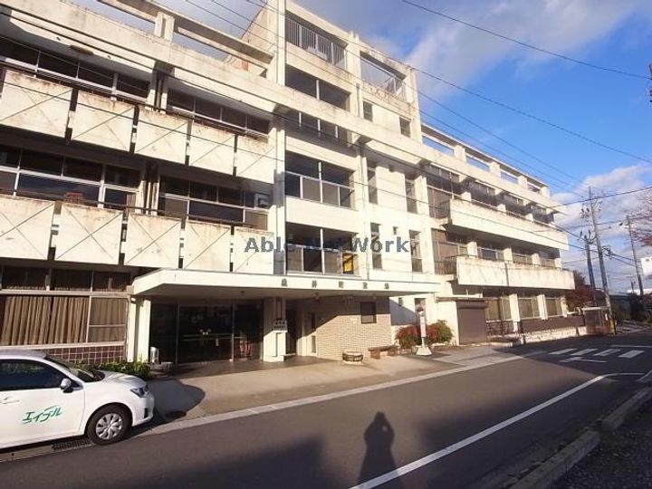 グランパレスの周辺