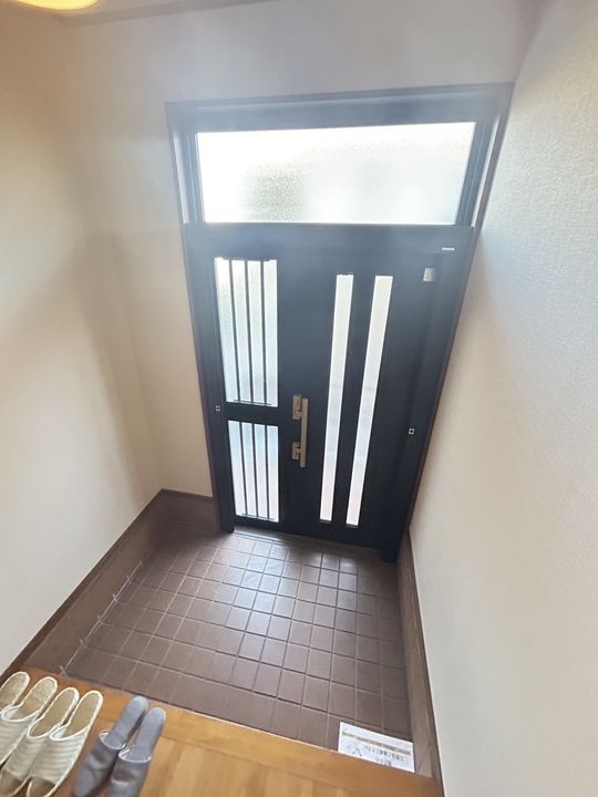 兵庫県神戸市垂水区西舞子9(一戸建)の賃貸物件の玄関