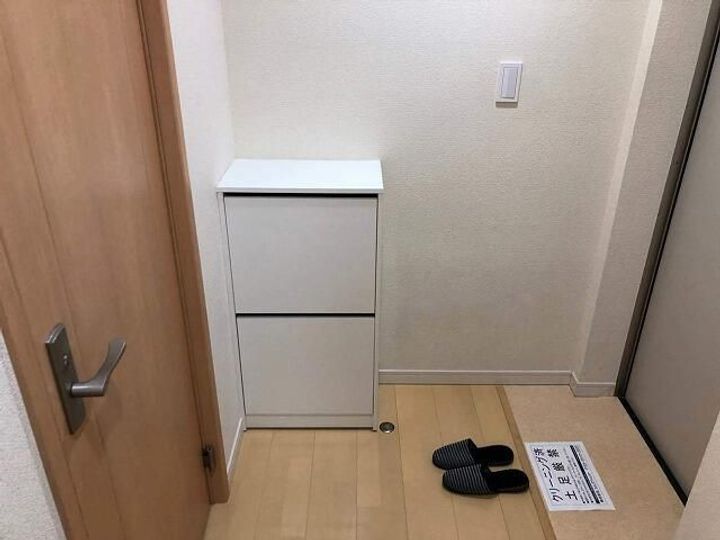 神奈川県横浜市磯子区滝頭3(アパート)の賃貸物件の玄関