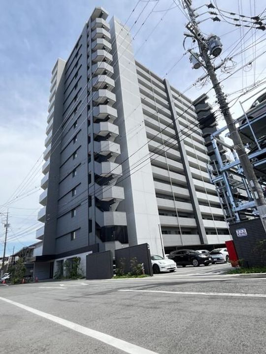 アルファステイツ熊本駅東の外観