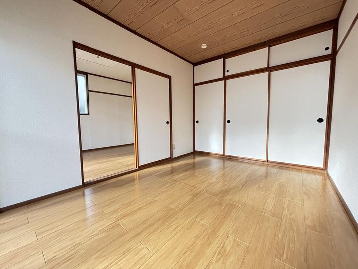 ファーストグリーンの内装