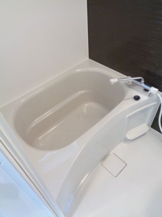 滋賀県守山市伊勢町(アパート)の賃貸物件の風呂