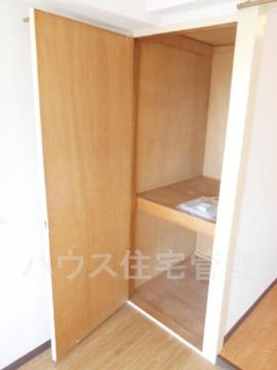 大阪府高槻市殿町(マンション)の賃貸物件の内装