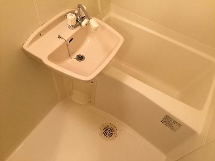 静岡県浜松市中央区森田町(アパート)の賃貸物件の風呂