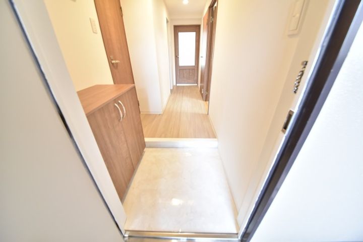 ポレスター呉中央の玄関