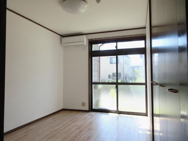 新潟県新潟市中央区大島(一戸建)の賃貸物件の居間