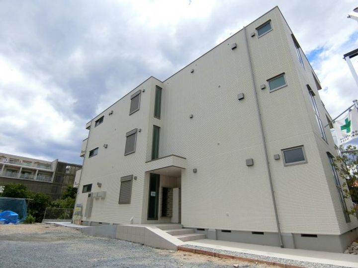 兵庫県西宮市小松北町1(マンション)の賃貸物件の外観