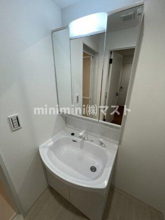 SUNNY SIDE生玉の内装