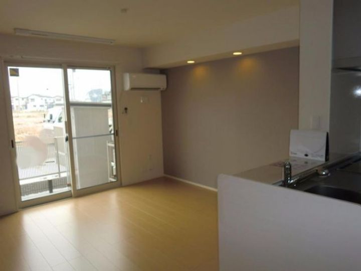 ベル・アジュールIIAB B棟の居間